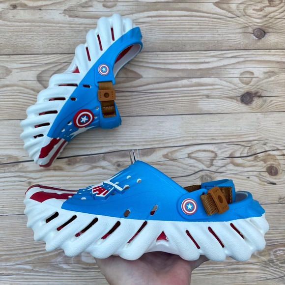 Crocs Marvel Captain America Echo Clog 🇺🇸 - Picture 5 of 16